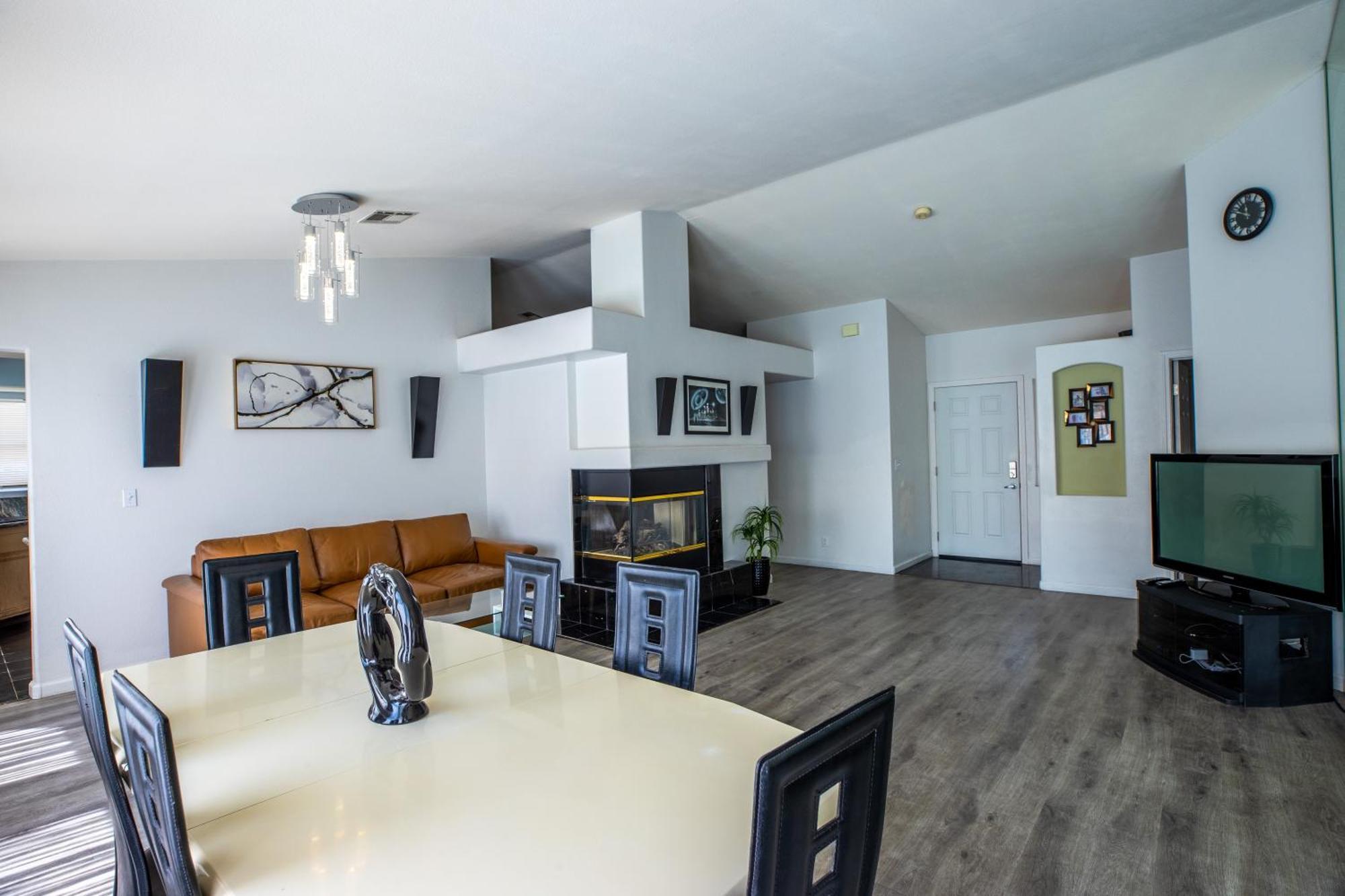 Luxury 1900 Sq Ft House Huge 46 Ft Pool & Hot Spa Las Vegas Buitenkant foto